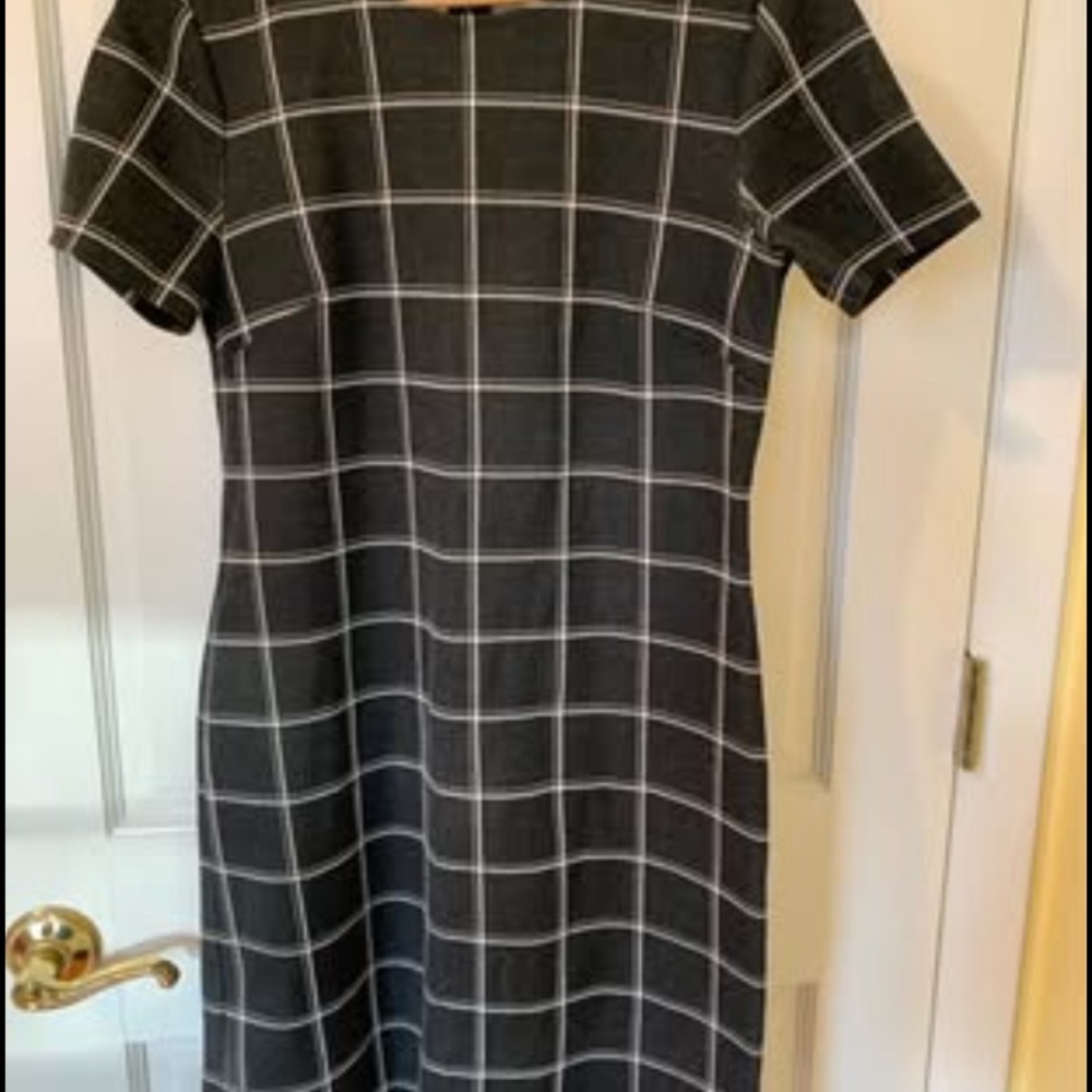 Ann Taylor Sheath Dress Womens Sz 2 Black White Windowpane Plaid